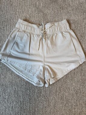 Lululemon Inner Glow 3 Inch French Terry Shorts Size 6
